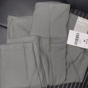 Forever 21 ACTIVEWEAR High-Rise Ankle Leggings